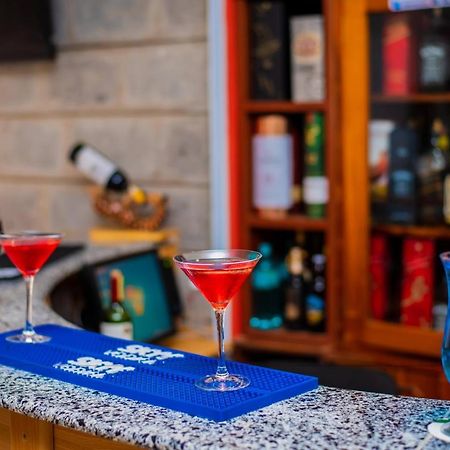 Отель Tommy'S Airport Lounge Syokimau Экстерьер фото
