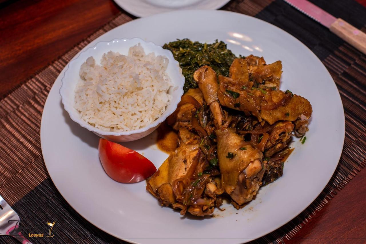 Отель Tommy'S Airport Lounge Syokimau Экстерьер фото